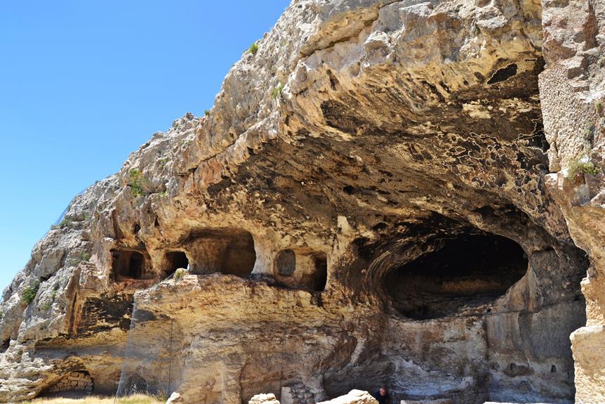 algarve s geological wonders caves